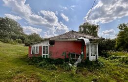 Teren intravilan de 2100 mp, front 28 ml, Barnova