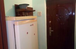 Apartament cu 2 camere, semidecomandat, 40mp, zona Alexandru cel Bun