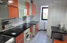 Apartament cu 3 camere, decomandat, 76mp, zona Pacurari