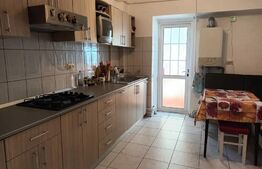 Apartament cu 3 camere, decomandat, 78mp, zona Alexandru cel Bun