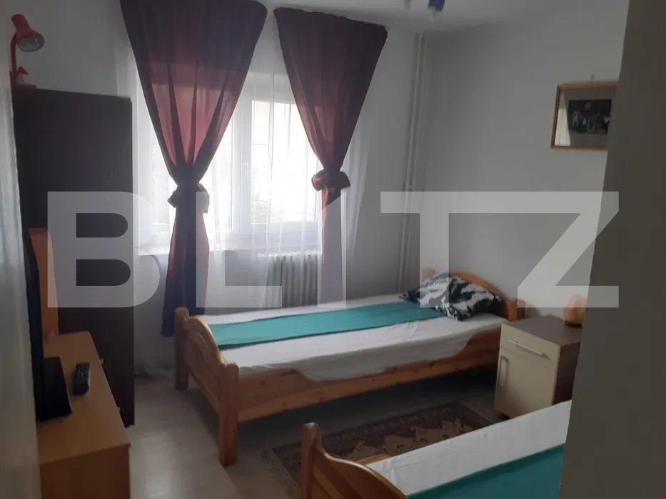 Apartament de închiriat 3 camere Podul de Fier - 125649AI | BLITZ Iași | Poza2