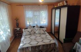 Casa 4 camere, 107 mp utili, la strada, 535 mp teren, Letcani