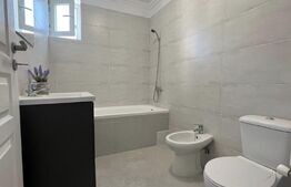 Casă de 4 camere, decomandată, 140mp, zona Visani