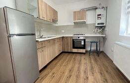 Casă de 4 camere, decomandată, 140mp, zona Visani