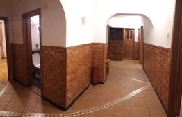 Apartament cu 4 camere, decomandat, 110mp, zona Nicolina