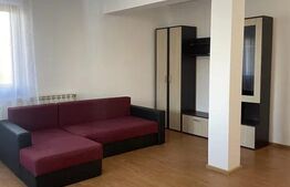 Apartament cu 3 camere, semidecomandat, 60mp, zona Bucium