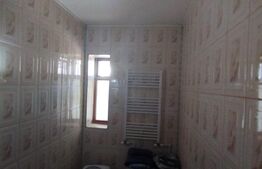 Ocazie! Casa la strada, 240 mp utili, 350 mp teren, Rediu