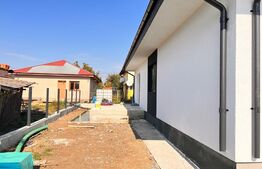 Casa 4 camere, 101mp, zona Family Market Miroslava