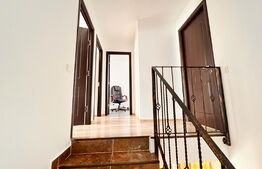 Casa 4 cam 102 mp, locatie deosebita, aproape de Castel