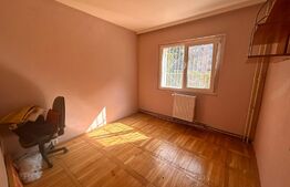 Apartament de 4 camere, 2 bai, 83 mp, zona Nicolina