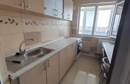 Apartament de 3 camere, decomandat, 77mp, zona Tatarasi