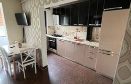 Apartament de 3 camere, semidecomandat, 70mp, zona Podu Ros