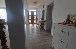 Casa cu vedere panoramica superba, 5 camere, 160mp utili, 570 mp teren, Tomesti