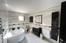 Casa cocheta, 4 camere, 126mp, Holboca