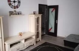 Apartament cu 3 camere, decomandat, 76mp, zona Cug