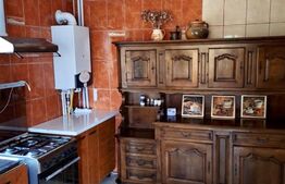 Casa de 5 camere, 200mp, zona Bucium