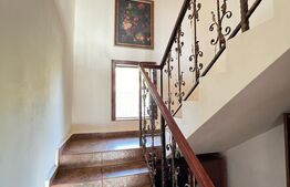 Vila 5 camere, 155mp, excelent pozitionata, Bellaria