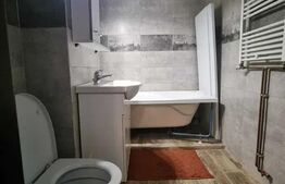 Apartament cu o camera, decomandat, 40mp, zona Cug 