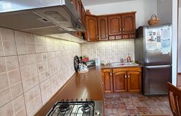 Apartament 3 camere, 93mp, zona Bucium