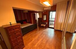 Apartament de 4 camere, 140 mp, etaj intermediar, Central