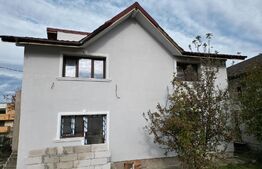 Casa 6 camere, 245mp, Bucium