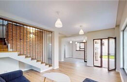 Casa 4 camere, 118 mp utili,  Visan