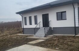 Casa 3 camere, 83mp, Visan