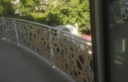 Apartament de 3 camere, decomandat, 78mp, zona Nicolina