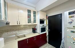 Apartament 2 camere, etajul 1, zona Nicolina