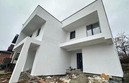 Casa tip duplex, 3 camere, 110 mp, 180 mp teren, Bucium, Family Market