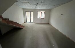 Casa tip duplex, 3 camere, 110 mp, 180 mp teren, Bucium, Family Market