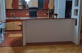Apartament de 3 camere, 2 bai, etaj intermediar, zona Nicolina