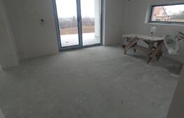 Casa cu priveliste deosebita, 4 camere,  120 mp util,  939 mp teren, Barnova