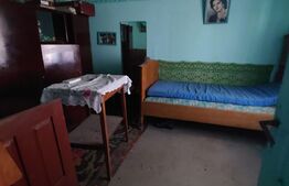 Casa bătrânească, 2 camere, 60mp, 2800 mp teren, Osoi