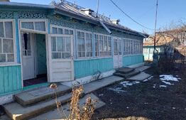 Casa bătrânească, 2 camere, 60mp, 2800 mp teren, Osoi