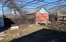 Casa bătrânească, 2 camere, 60mp, 2800 mp teren, Osoi