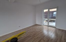 Casa tip triplex, 4 camere, 116 mp, 120 mp teren, zona Valea Lupului, Centru 