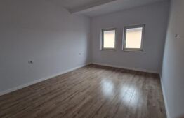 Casa tip triplex, 4 camere, 116 mp, 120 mp teren, zona Valea Lupului, Centru 