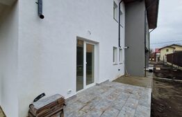 Casa tip triplex, 4 camere, 116 mp, 120 mp teren, zona Valea Lupului, Centru 