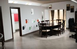 Casa si spatiu comercial, 420 mp, orasul Roman