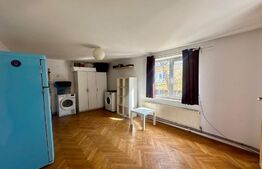 Casa de 3 camere, 300 mp teren, zona Sararie