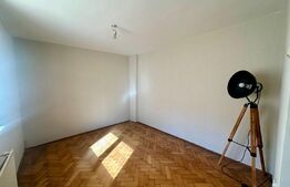 Casa de 3 camere, 300 mp teren, zona Sararie