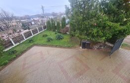 Vila, 5 camere 197 utili, 800 mp Teren, zona HLINCEA