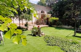 Casa, 6 camere, 430 mp, zona Ultracentral 