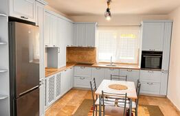 Casa , 4 camere, 100 mp utili, 390 mp teren, zona Bucium