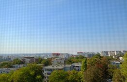 Apartament de 3 camere, 56 mp, zona Tatarasi