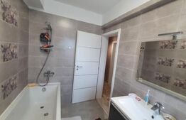 Casa 4 camere, tip triplex, 113 mp, Valea Adanca
