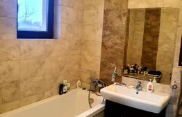 Vila de 6 camere, 296 mp utili, zona Aleea Strugurilor