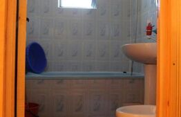 Apartament cu 3 camere, 52 mp, semidecomandat, Bularga