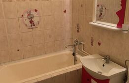 Apartament cu 3 camere, 55 mp, decomandat, Tatarasi